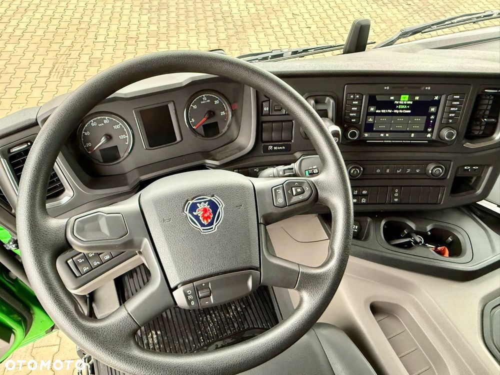 Scania P320 / PLATFORMA / NOWY / 5 TYŚ KM / SYPIALKA / 2023 ROK / CAŁA NA PODUSZKACH / 7.7 M DŁUGOŚCI / LAWETA / DO PRZEWOZU MASZYN ROLNICZYCH ITP - 31