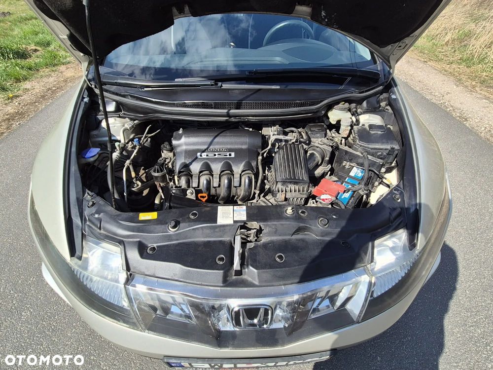 Honda Civic 1.4 Comfort - 9