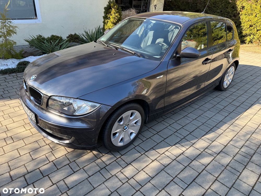 BMW Seria 1 118d DPF - 1