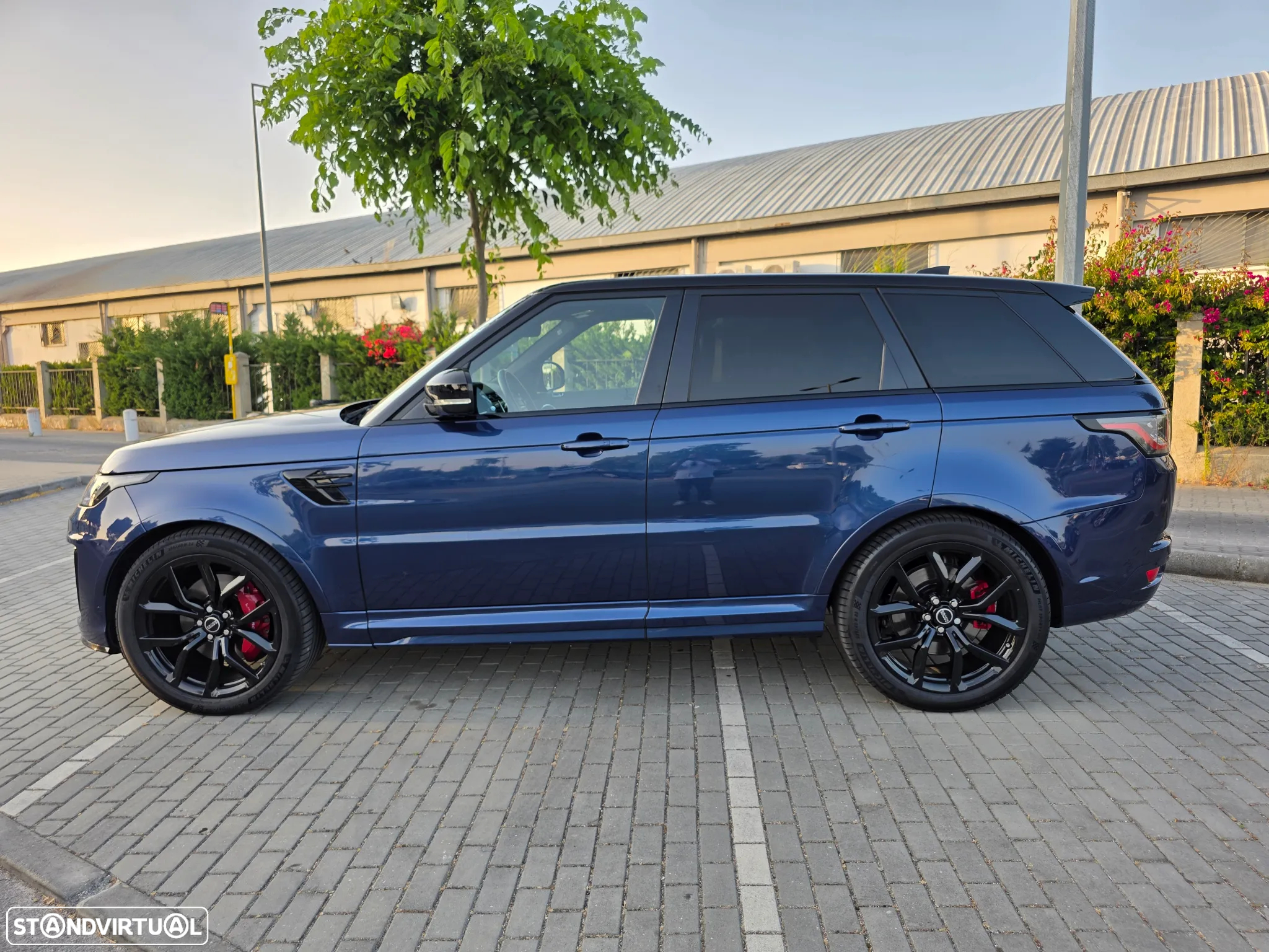 Land Rover Range Rover Sport 5.0 V8 S/C SVR Carbon Edition - 36