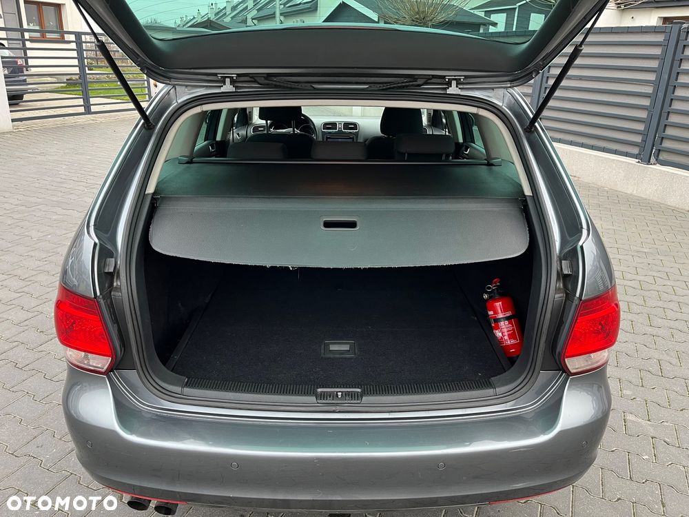 Volkswagen Golf Variant 1.4 TSI Highline DSG - 19