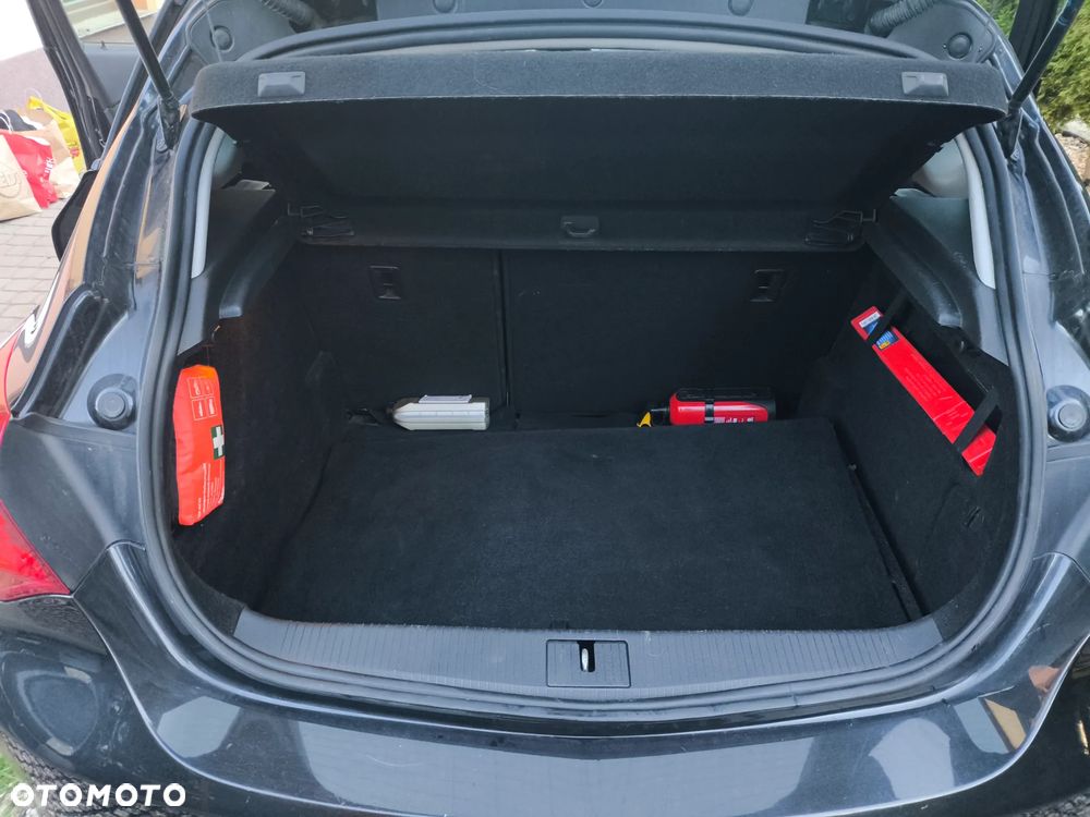 Opel Astra 1.4 T Enjoy - 8