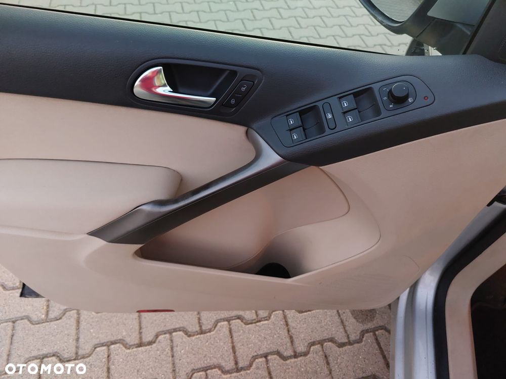 Volkswagen Tiguan 2.0 TDI DPF 4Motion DSG Track & Field - 24
