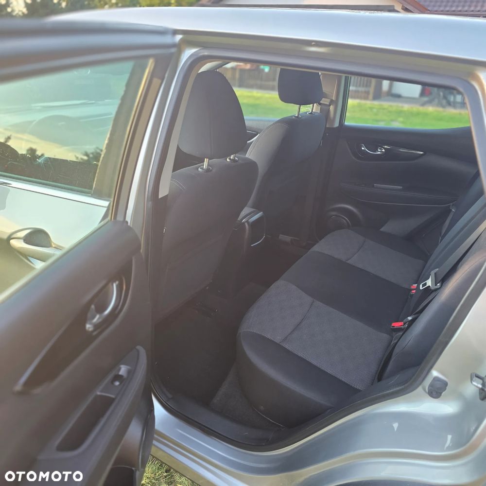 Nissan Qashqai 1.2 DIG-T N-Connecta - 14