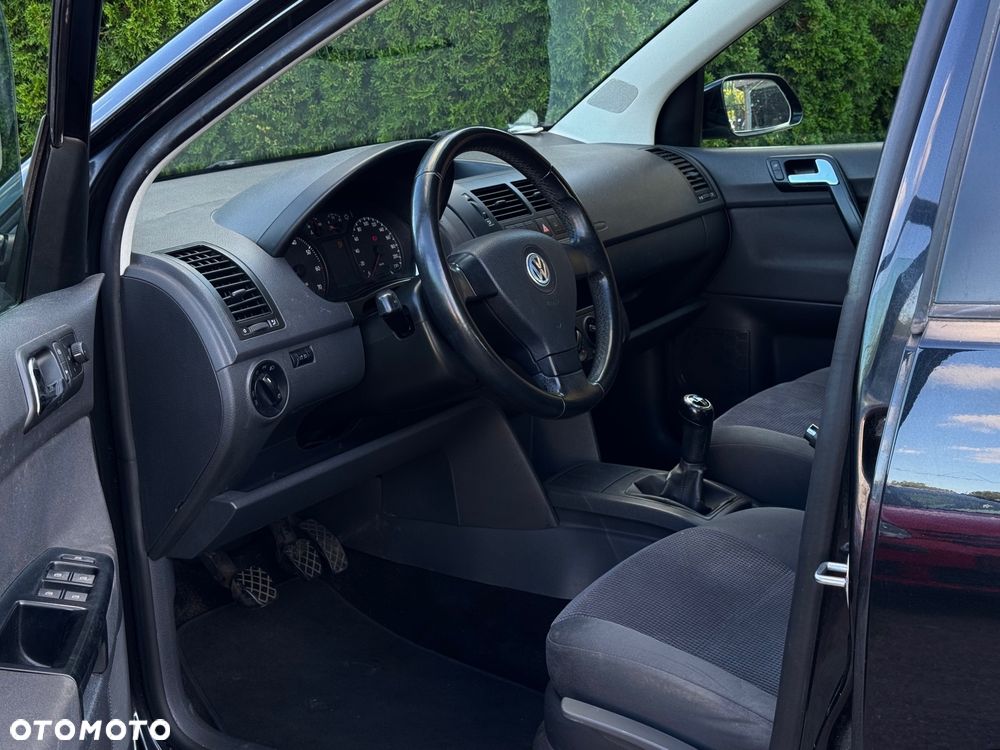 Volkswagen Polo - 7