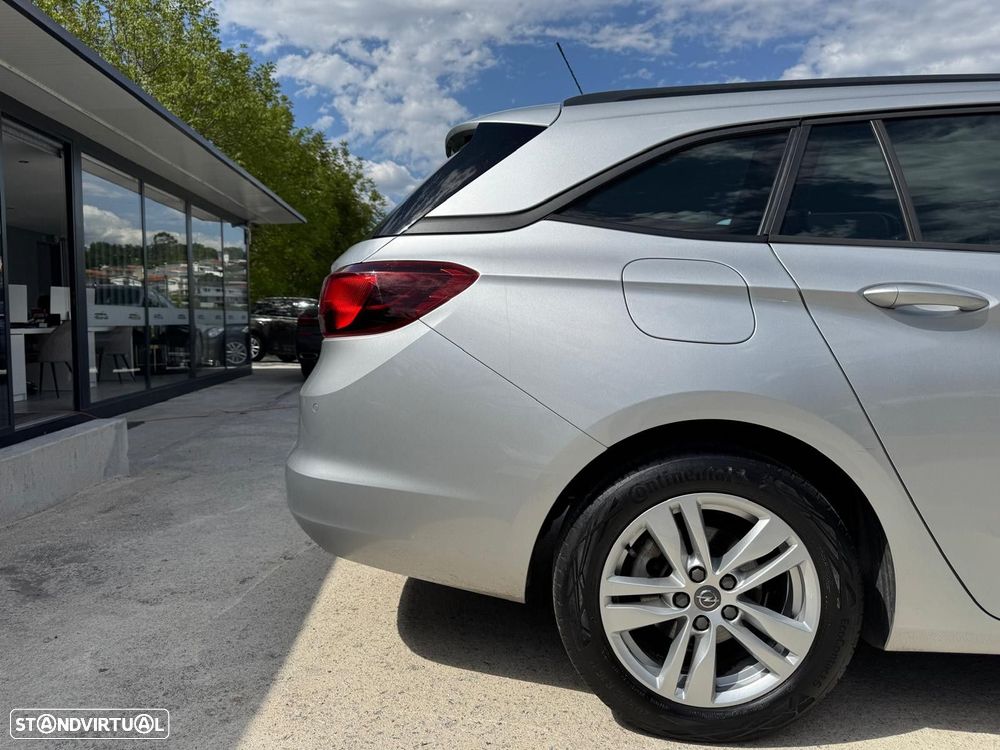 Opel Astra - 38