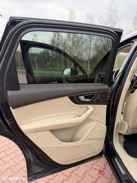 Audi Q7 - 13