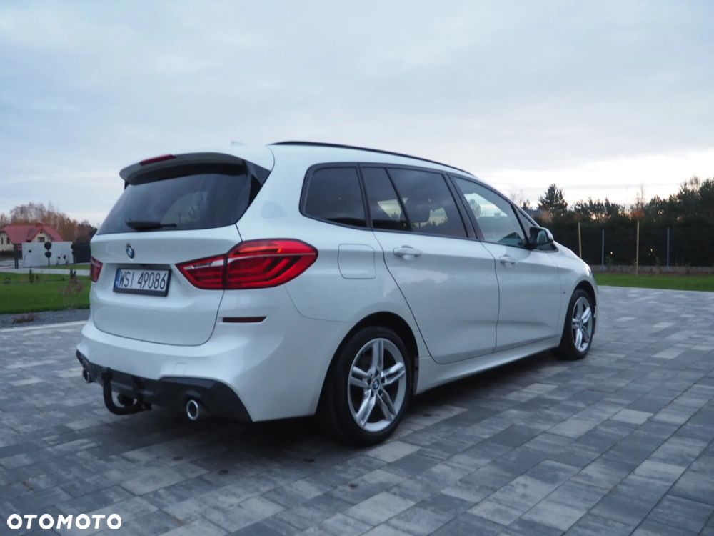 BMW Seria 2 218d M Sport - 4