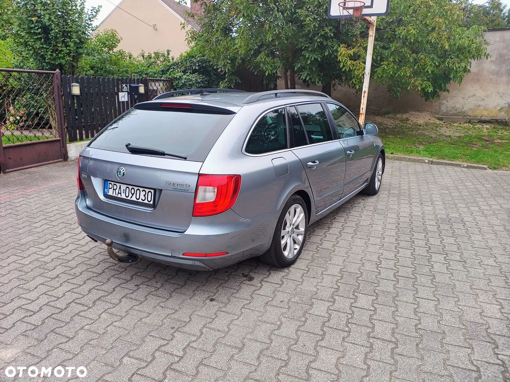 Skoda Superb 1.6 TDI Active Greenline - 5