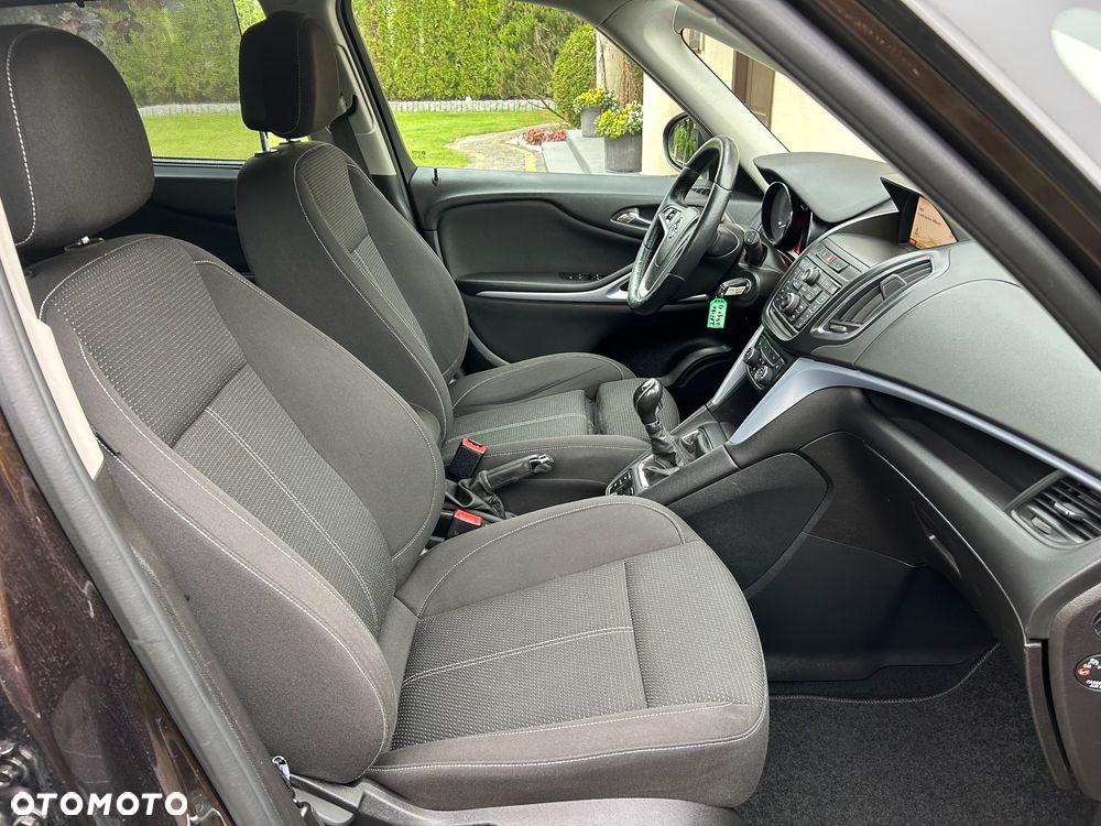 Opel Zafira Tourer 1.4 Turbo Style - 32
