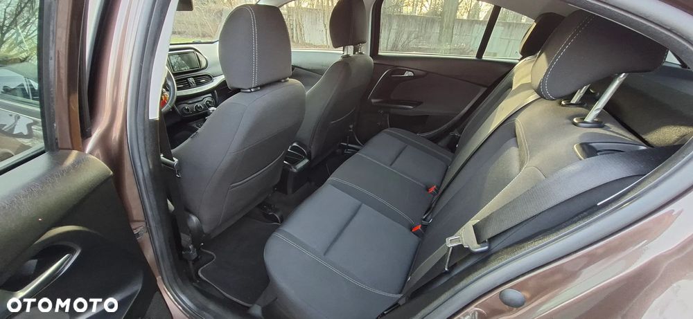 Fiat Tipo 1.4 16V More - 18