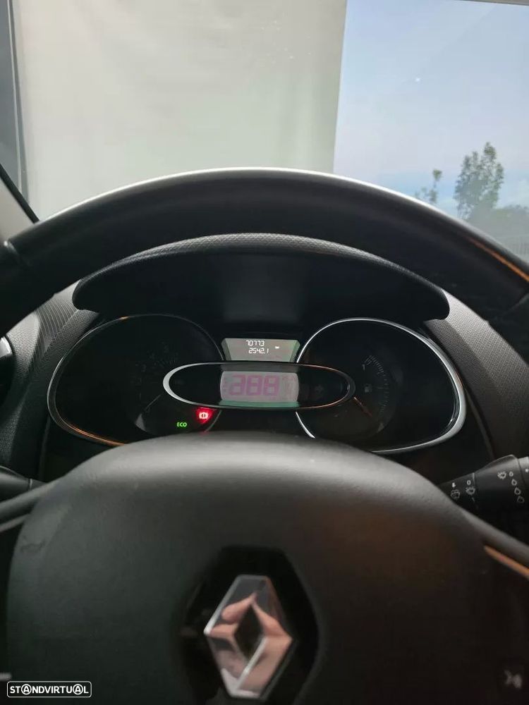 Renault Clio 0.9 TCe Limited - 16