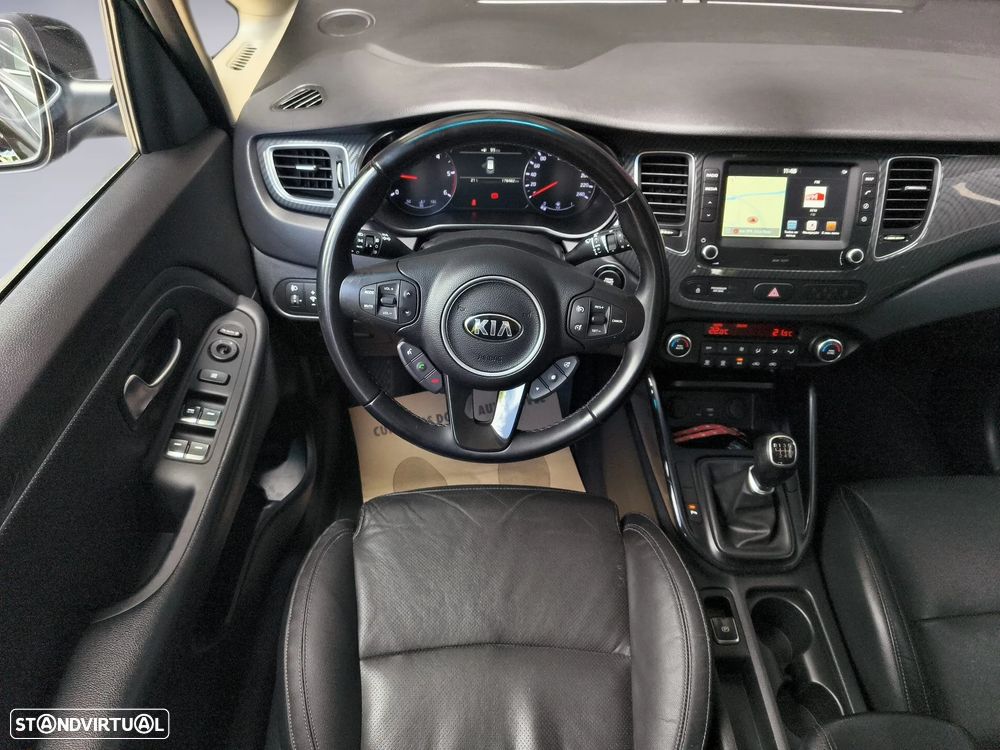 Kia Carens 1.7 CRDi ISG TX - 8