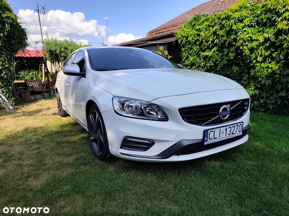 Volvo V60 D3 Drive-E R-Design Momentum - 9