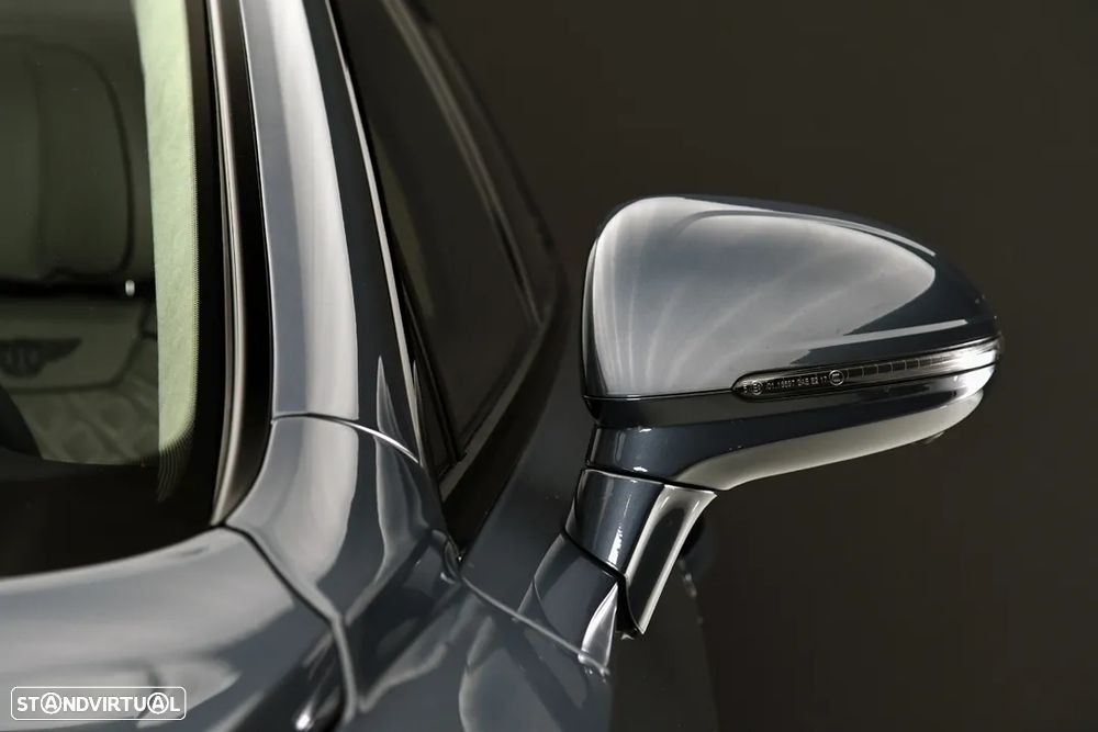 Bentley Flying Spur V8 Azure - 7