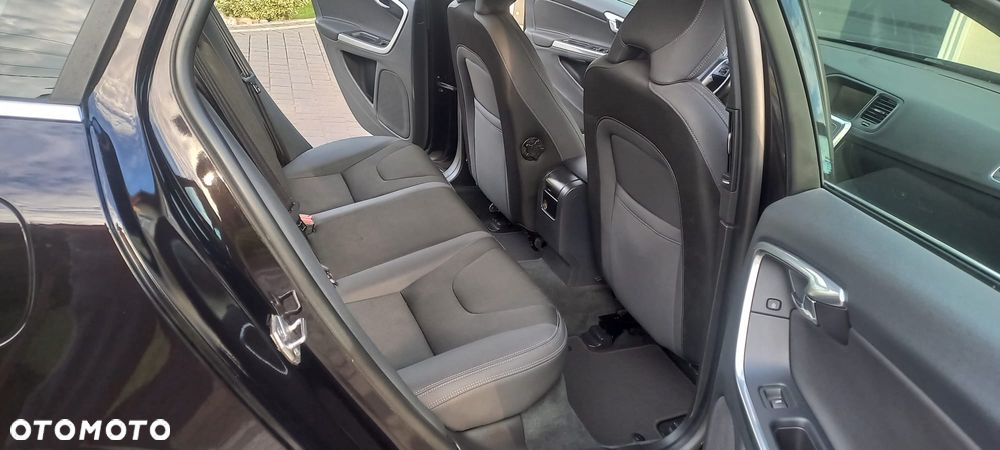 Volvo V60 D5 Geartronic Ocean Race - 13