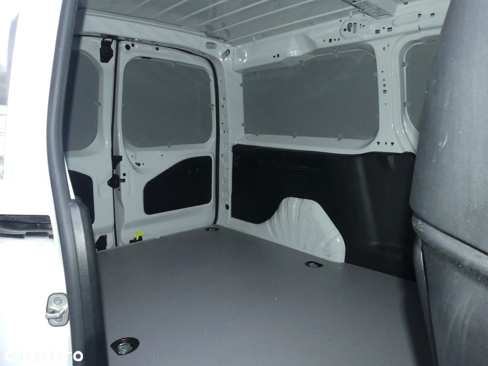 Toyota ProAce City - 18