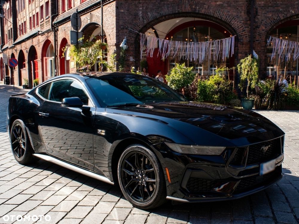 Ford Mustang - 8