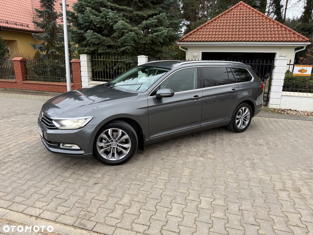 Volkswagen Passat 2.0 TDI (BlueMotion Technology) Highline - 12