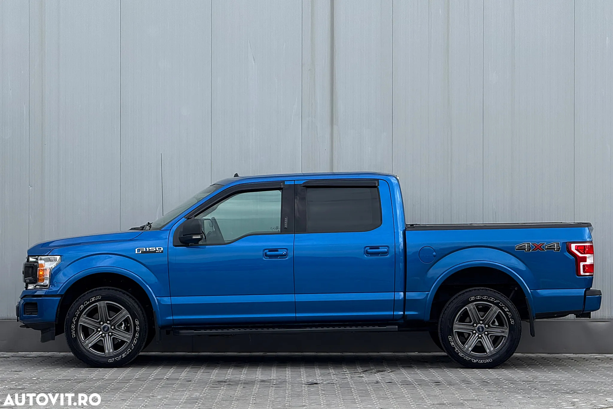 Ford F150 - 4