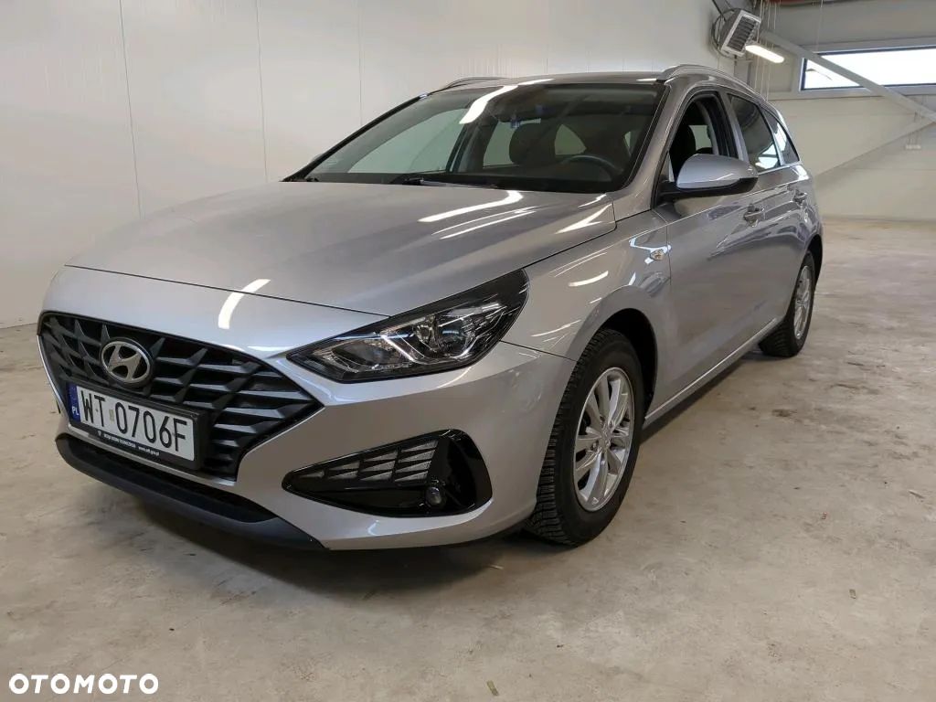 Hyundai i30 1.5 DPI Classic + - 1