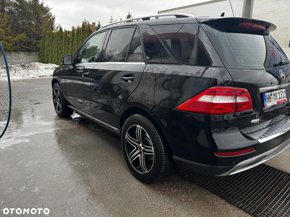 Mercedes-Benz ML - 7