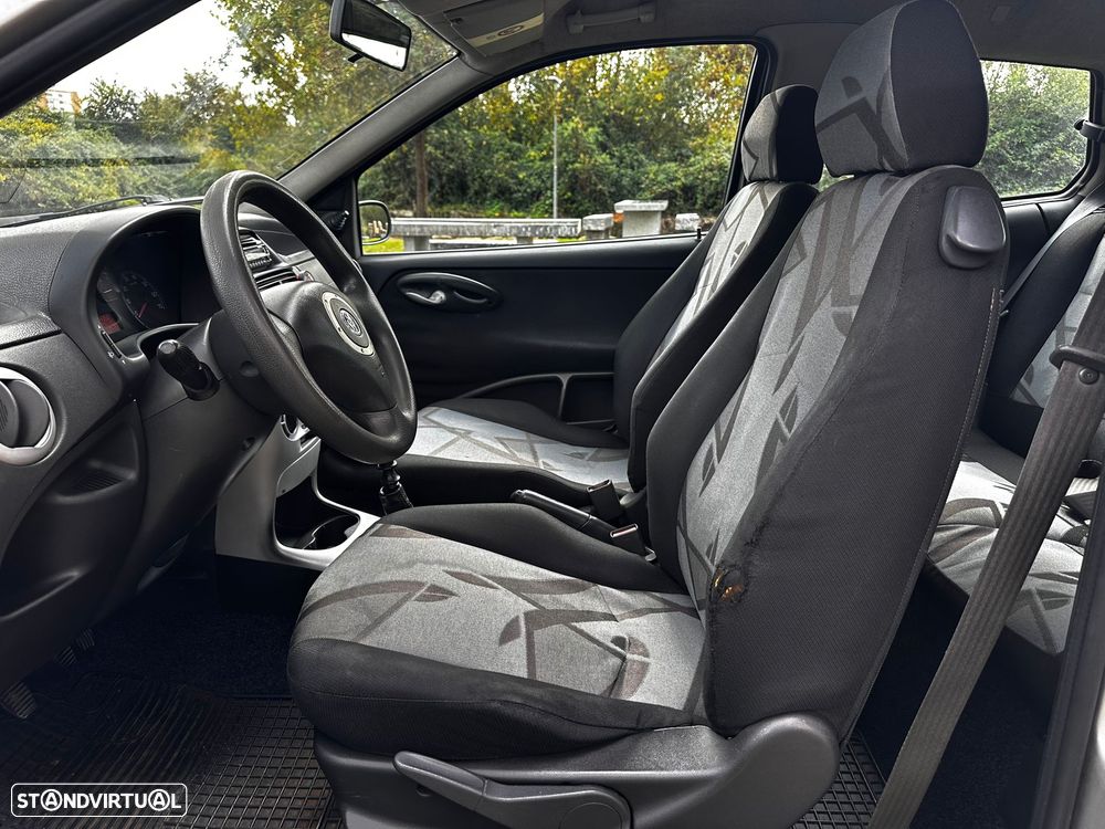 Fiat Punto 1.2 60 Sound - 12