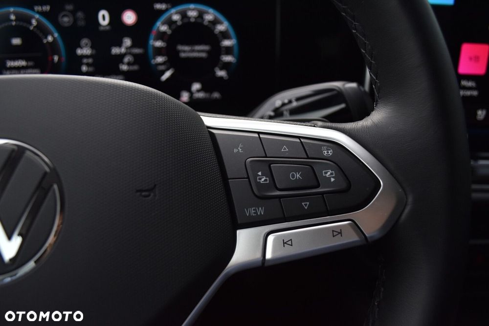 Volkswagen Passat - 15