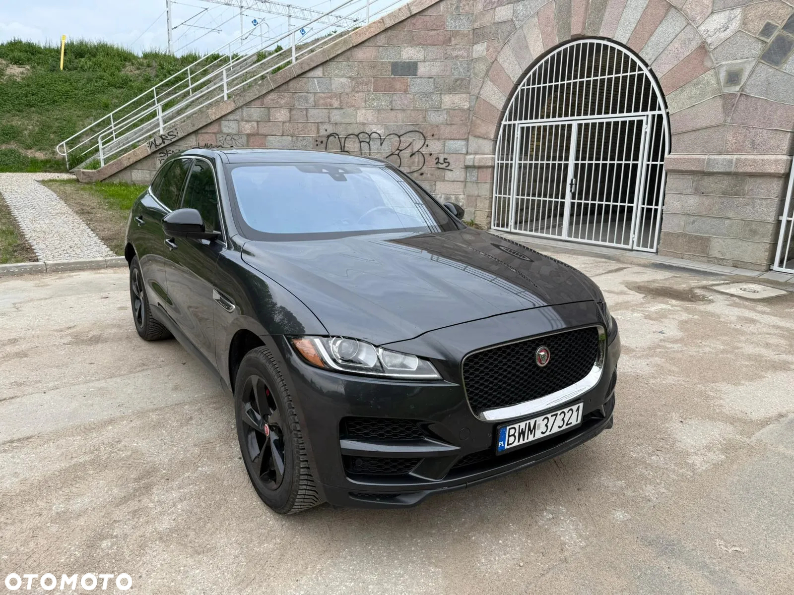 Jaguar F-Pace 30t AWD Prestige - 2