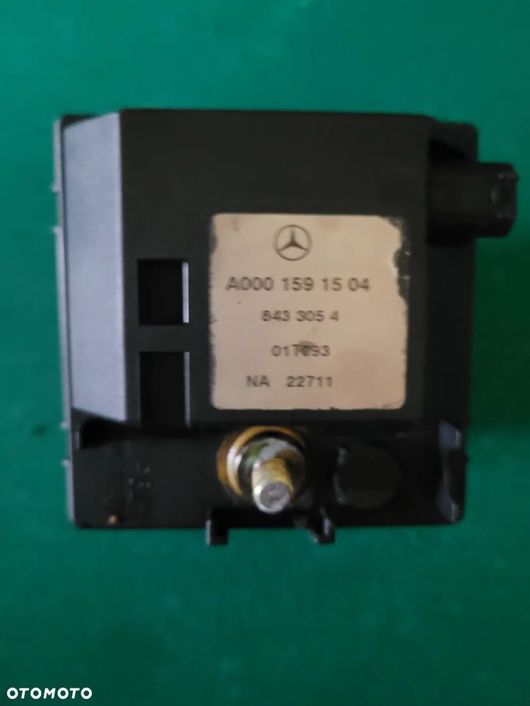 PODGRZEWACZ WODY MERCEDES 2.2 CDI A0001591504