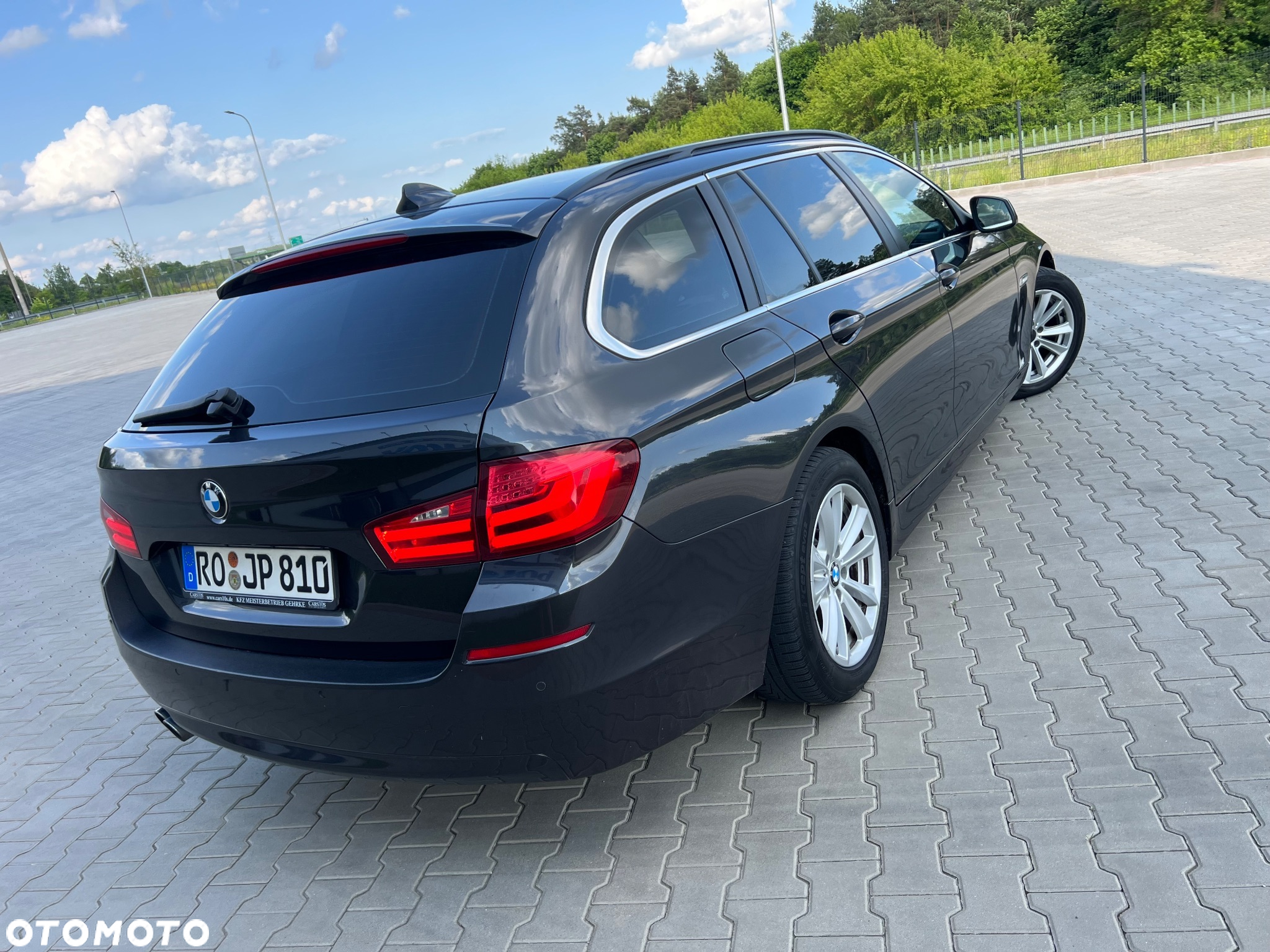 BMW Seria 5 520d Touring Luxury Line - 6