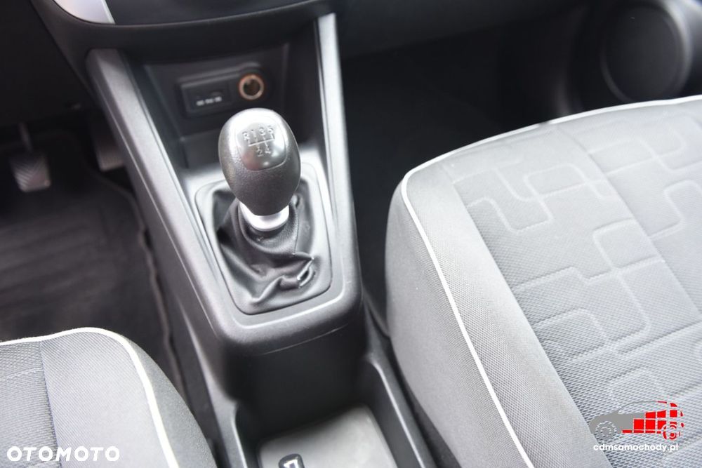 Kia Venga - 30
