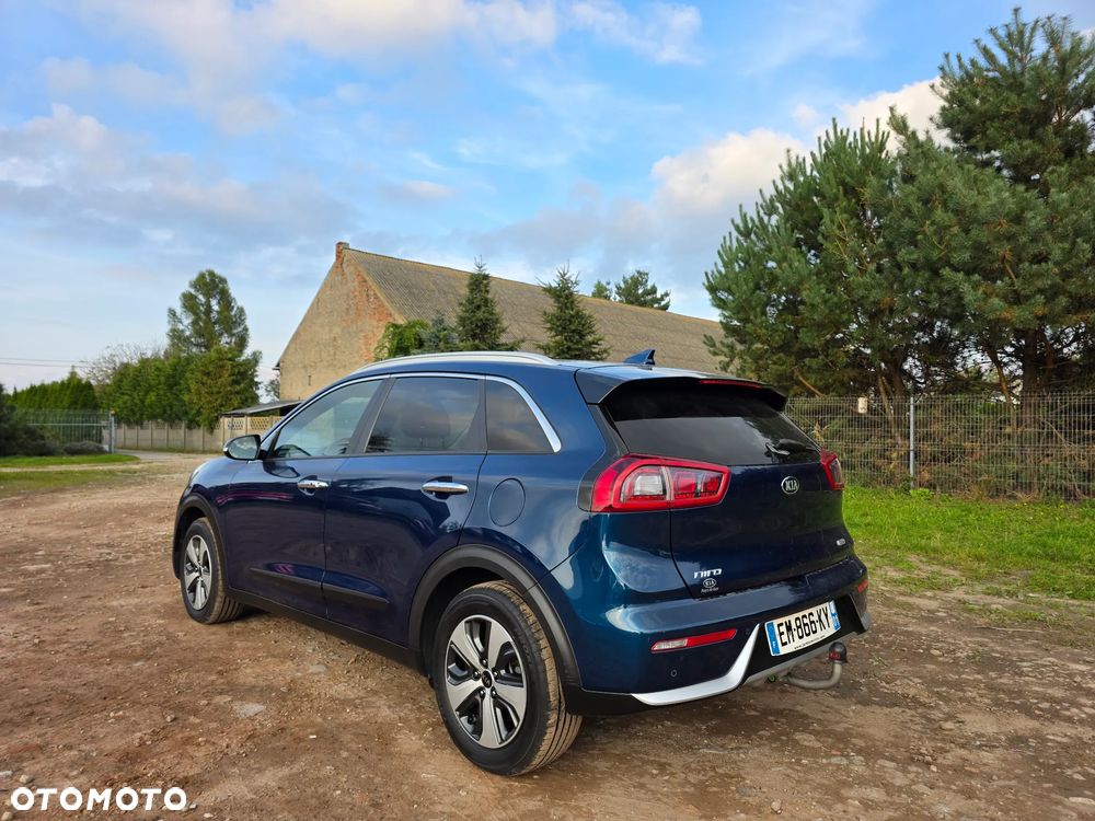 Kia Niro 1.6 GDI Hybrid M - 4