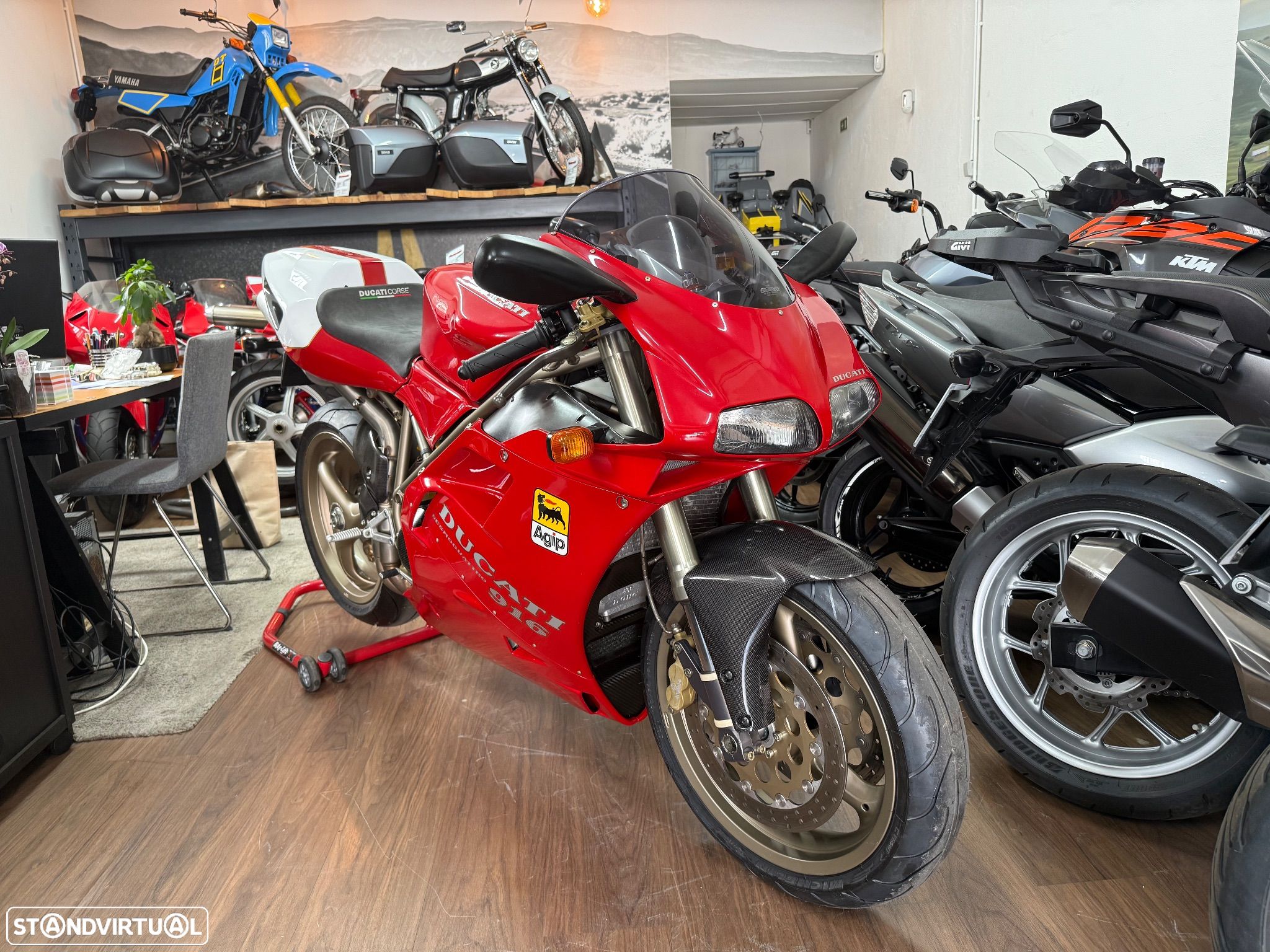 Ducati 916 - 1