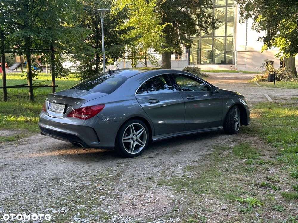Mercedes-Benz CLA 250 7G-DCT AMG Line - 4