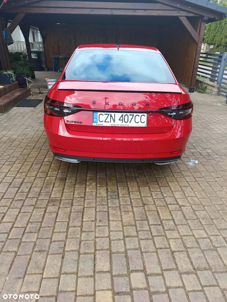 Skoda Superb 2.0 TDI SCR Sportline DSG - 4