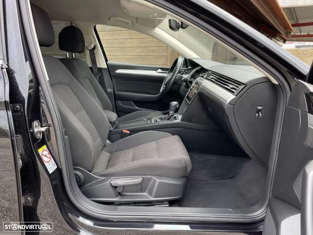 VW Passat Variant 2.0 TDi Business Package DSG - 12