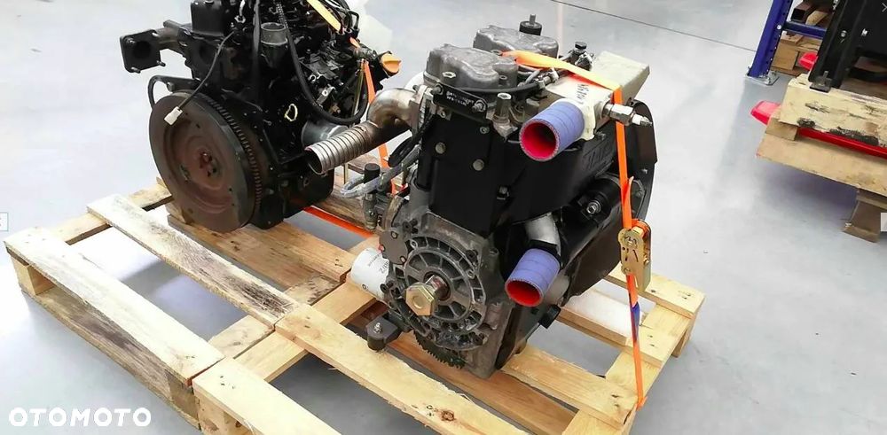 SILNIK HATZ 2G40 / 2G 40 15.6 KW 6097 ZŁ NETTO - 6