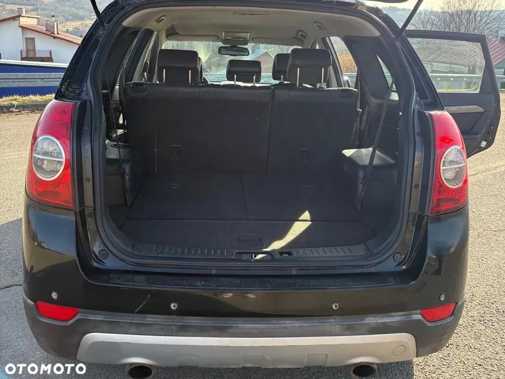 Chevrolet Captiva 2.0 4WD 7 Sitzer Automatik LT - 16