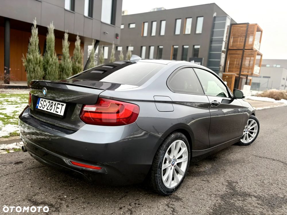 BMW Seria 2 218d Sport Line - 4