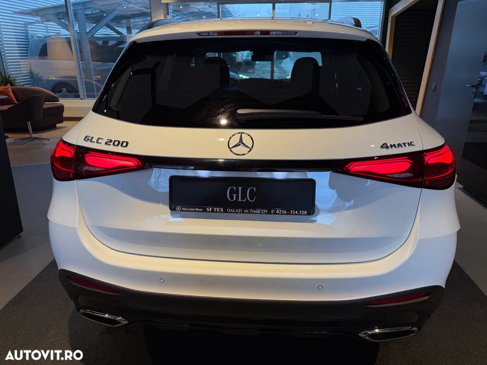 Mercedes-Benz GLC 200 4MATIC MHEV - 11
