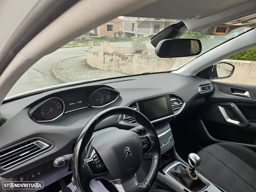 Peugeot 308 1.6 BlueHDi Allure - 11