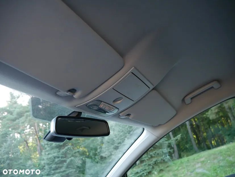 Ford Kuga 2.0 TDCi 4WD Titanium - 25