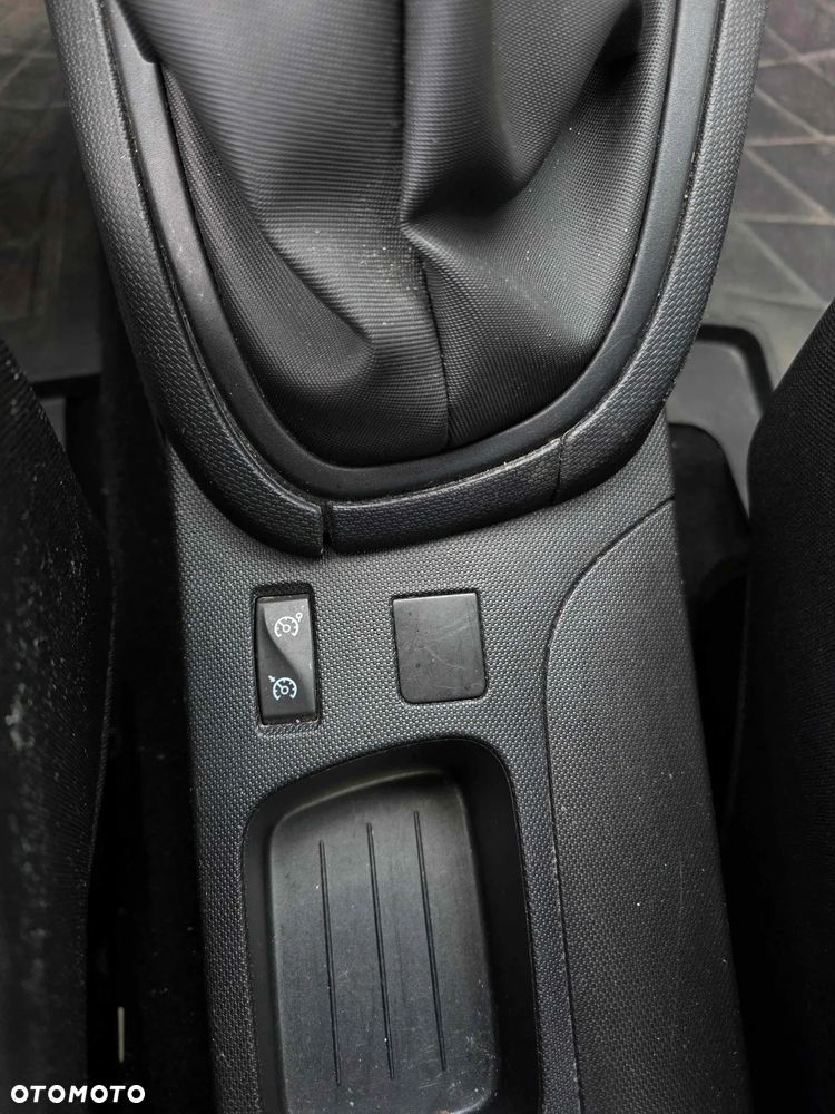 Renault Clio - 21