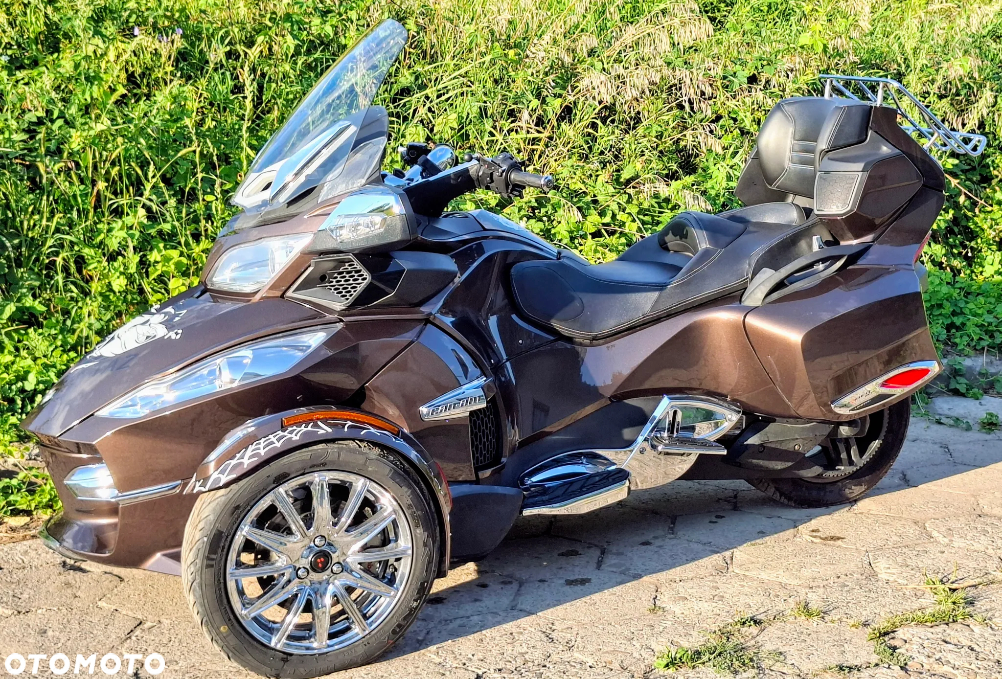 Can-Am Spyder - 16