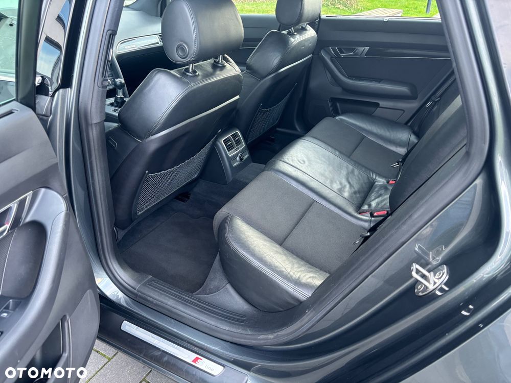Audi A6 Avant 2.4 - 38