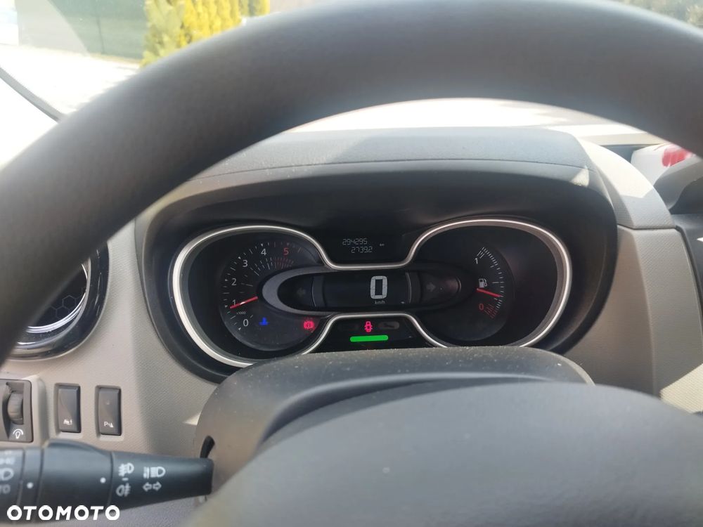 Renault Trafic - 2