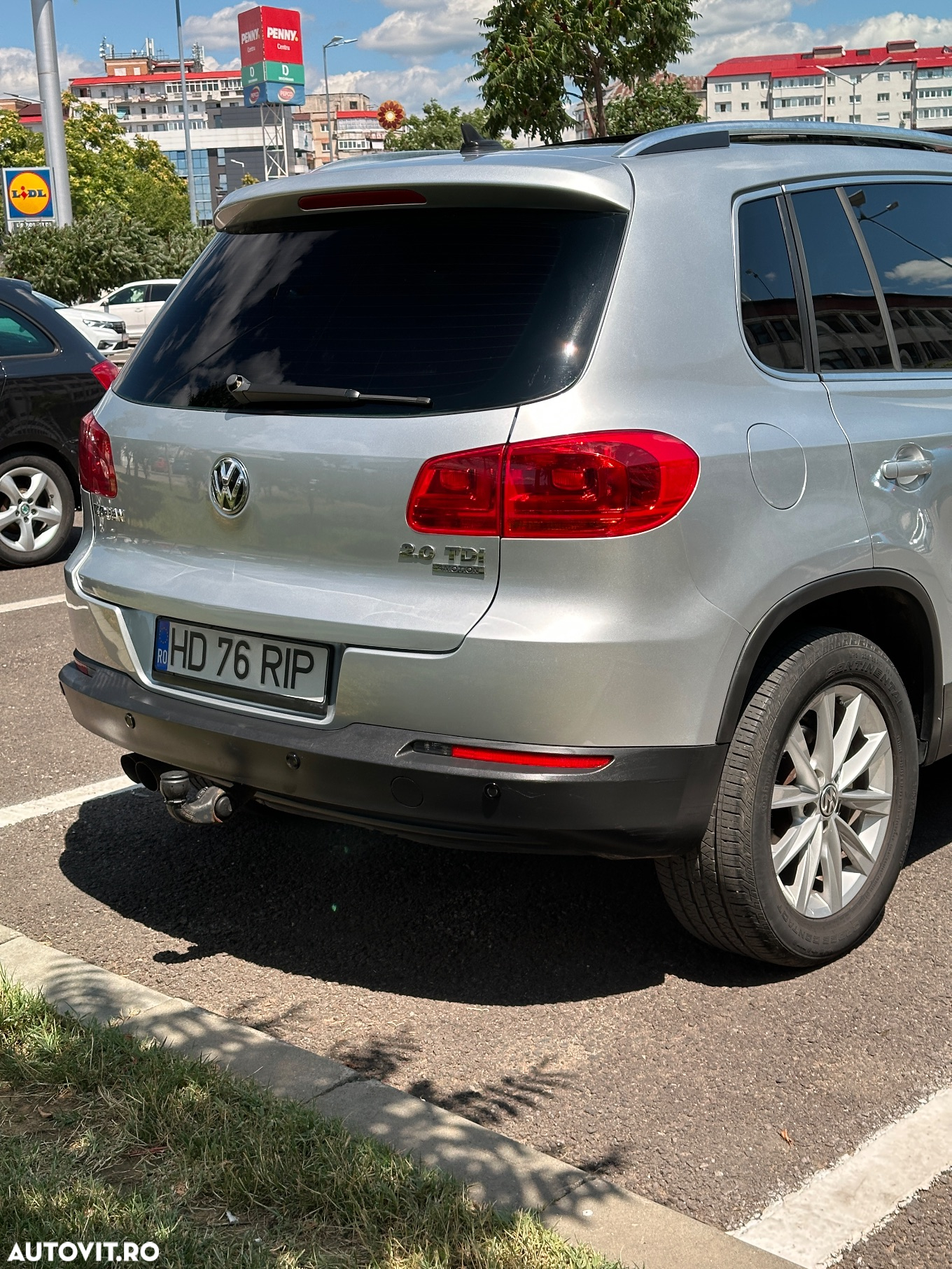 Volkswagen Tiguan 2.0 TDI 4Motion DSG Sport & Style - 3