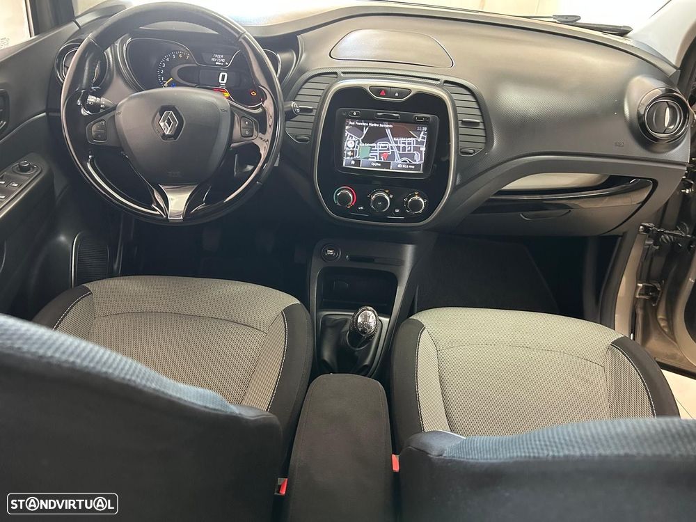 Renault Captur 0.9 TCE Exclusive - 17