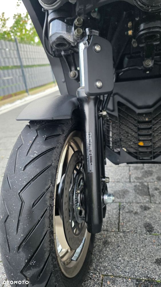 Kymco CV3 - 14